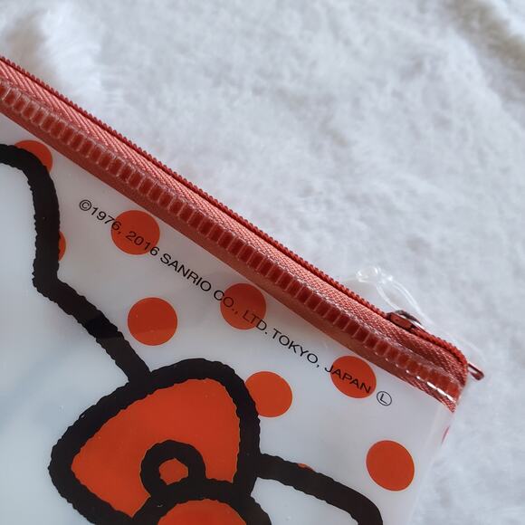 Hello Kitty Sanrio Pouch - Picture 3 of 5